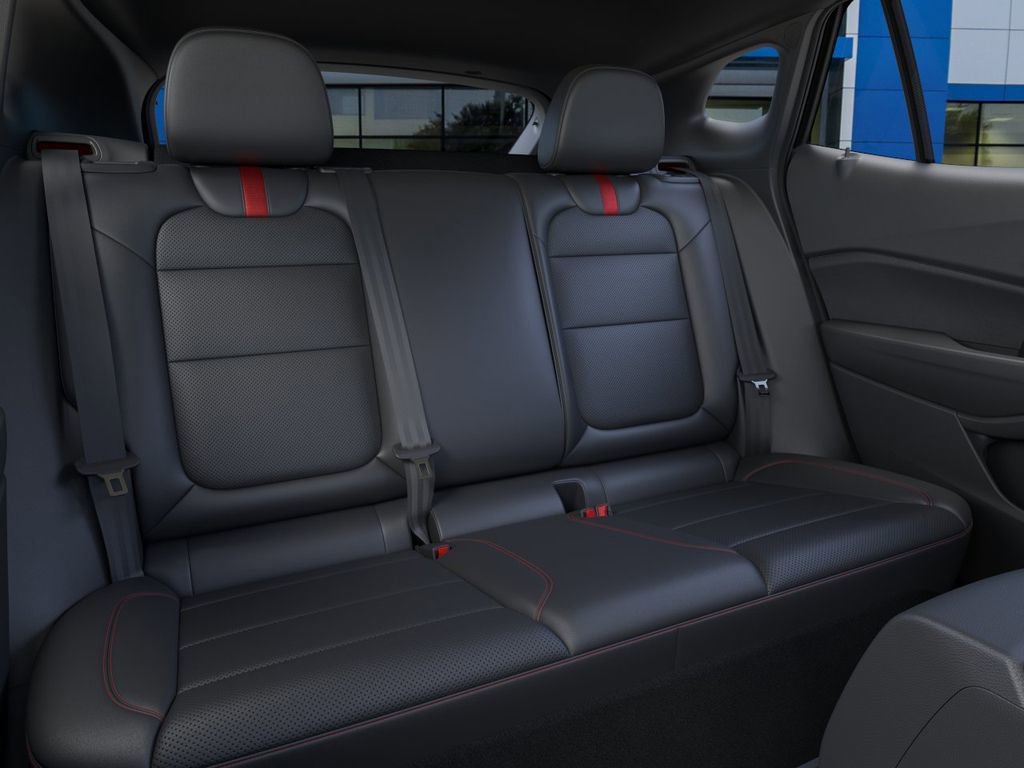 New 2026 Chevrolet Trax RS w/ Sunroof Package FWD image 17