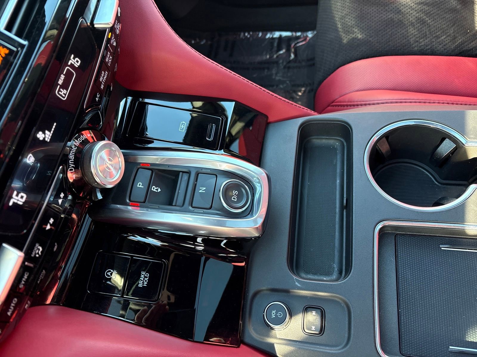 Used 2025 Acura MDX A-Spec image 24