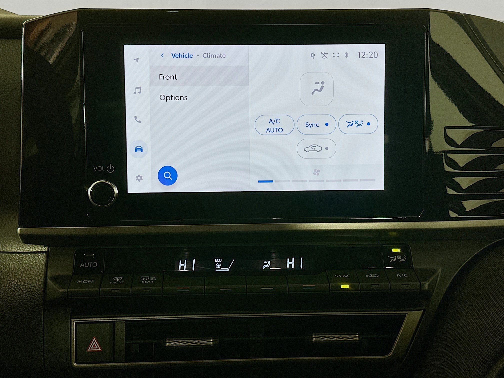 Used 2025 Toyota Camry LE image 24