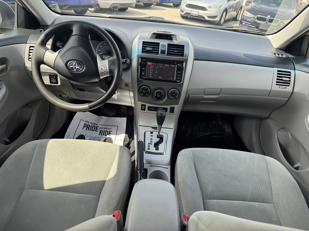 Used 2013 Toyota Corolla LE image 21