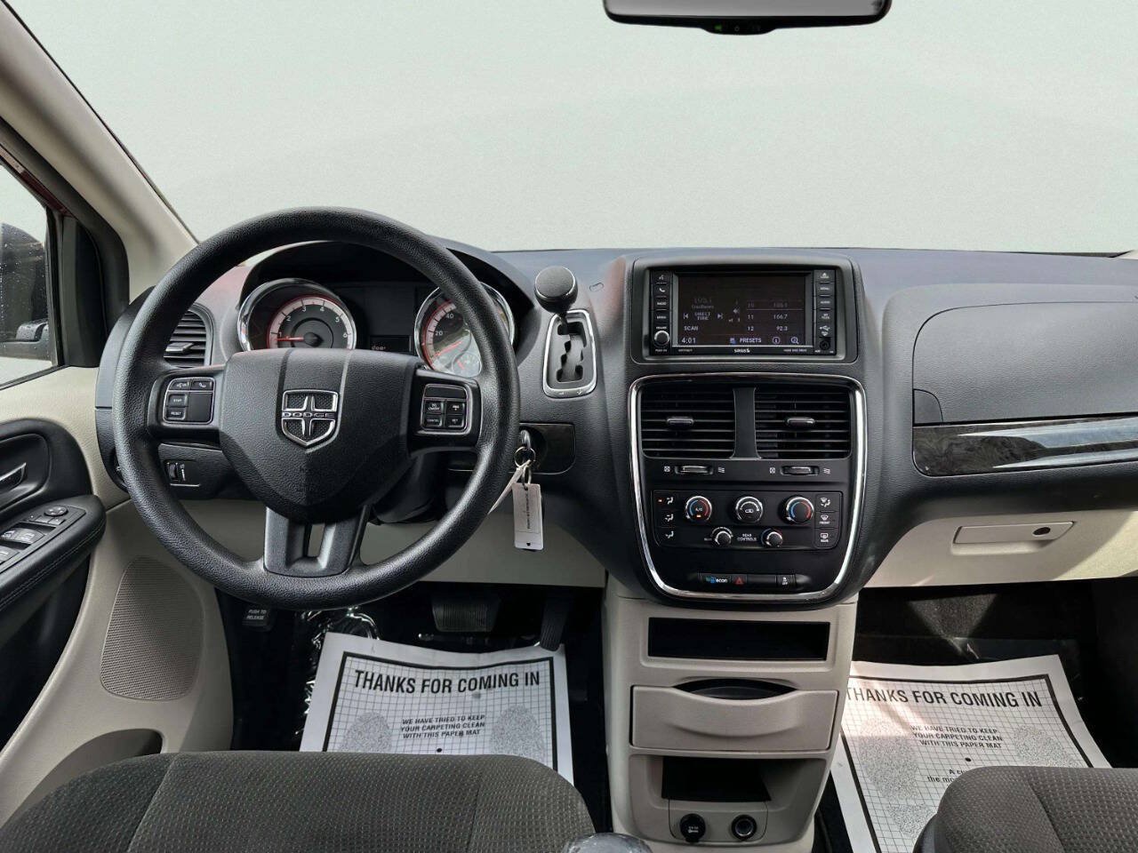 Used 2018 Dodge Grand Caravan SE w/ UConnect Hands-Free Group FWD image 23