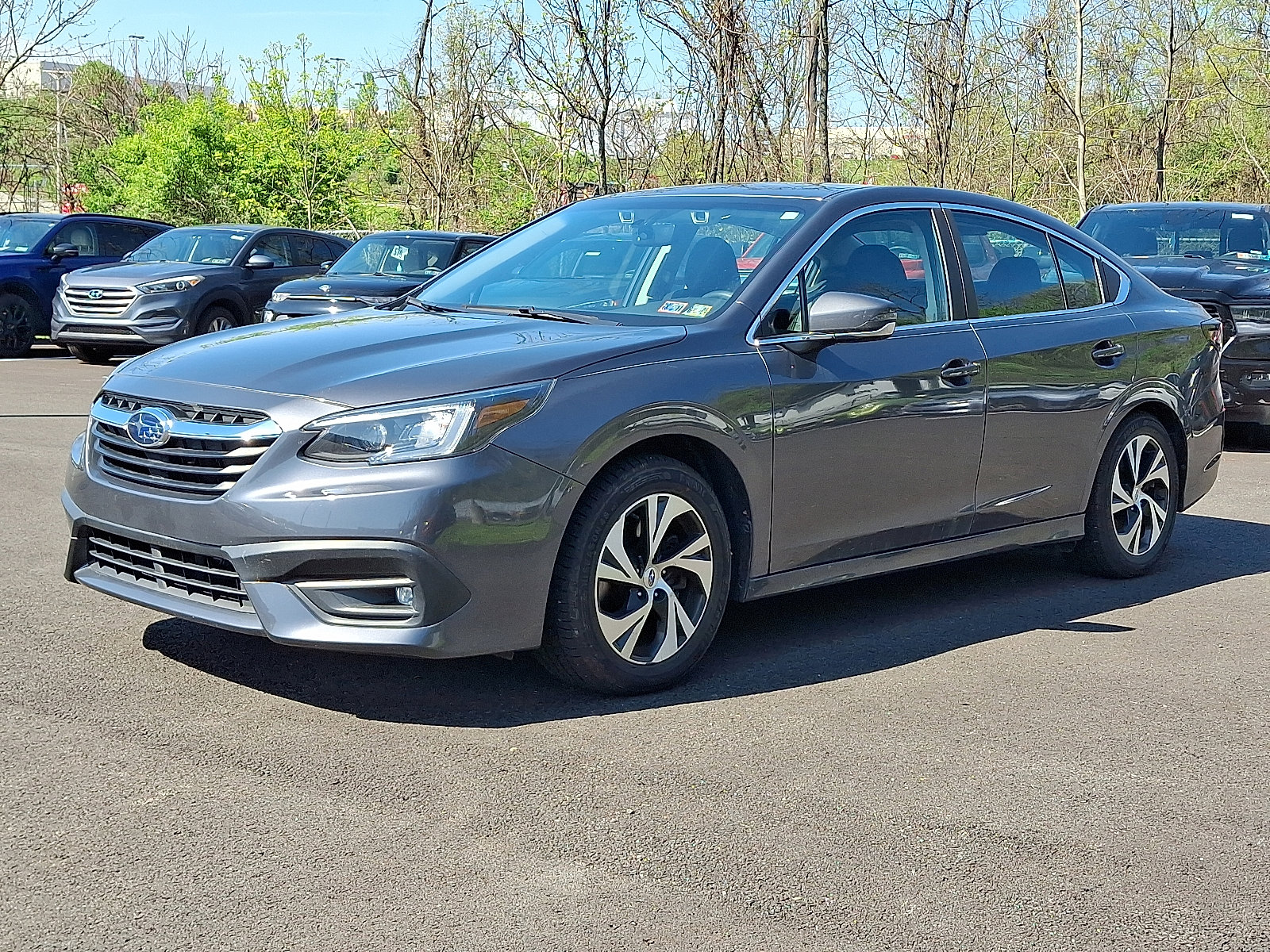 Used 2022 Subaru Legacy Premium w/ Popular Package #1 AWD/4WD image 3