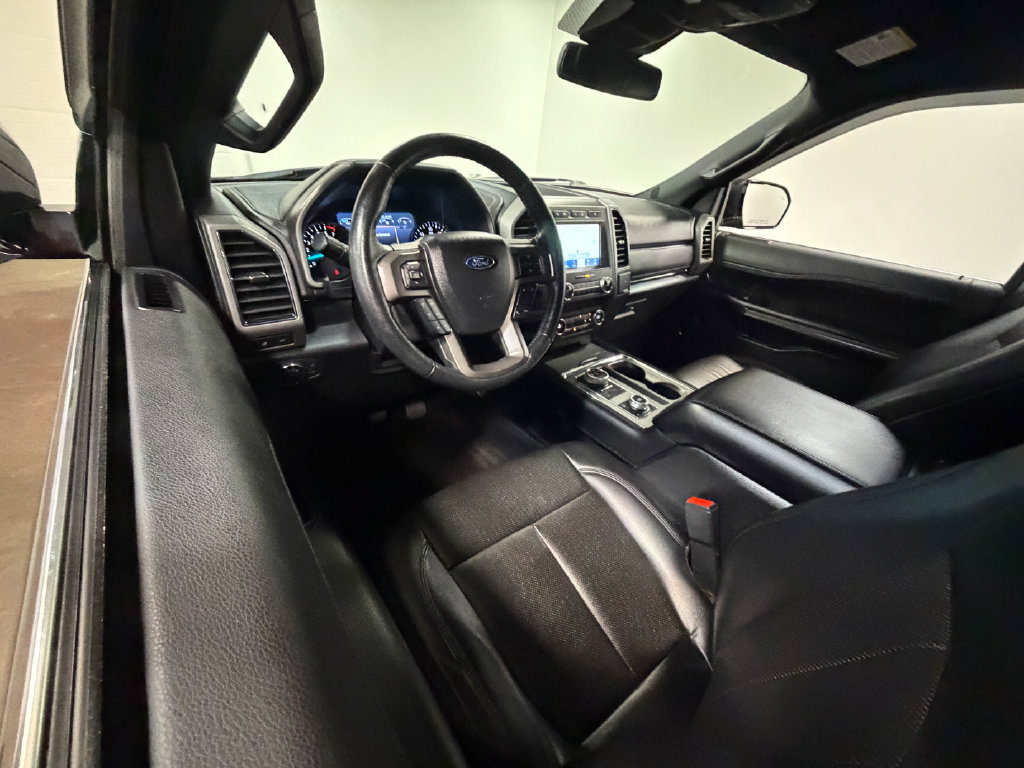 Used 2020 Ford Expedition Max XLT w/ Equipment Group 202A AWD/4WD image 60