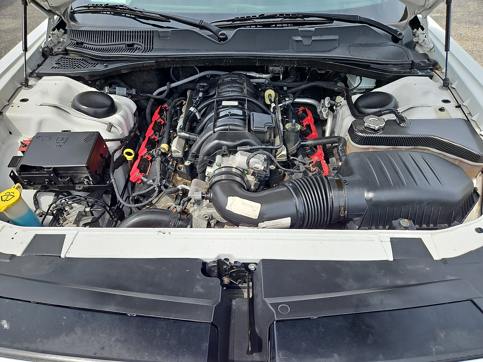 Used 2017 Dodge Challenger R/T w/ Blacktop Package RWD image 26