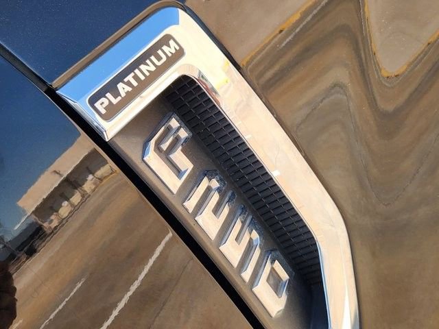 Used 2019 Ford F250 Platinum w/ Platinum Ultimate Package AWD/4WD image 11