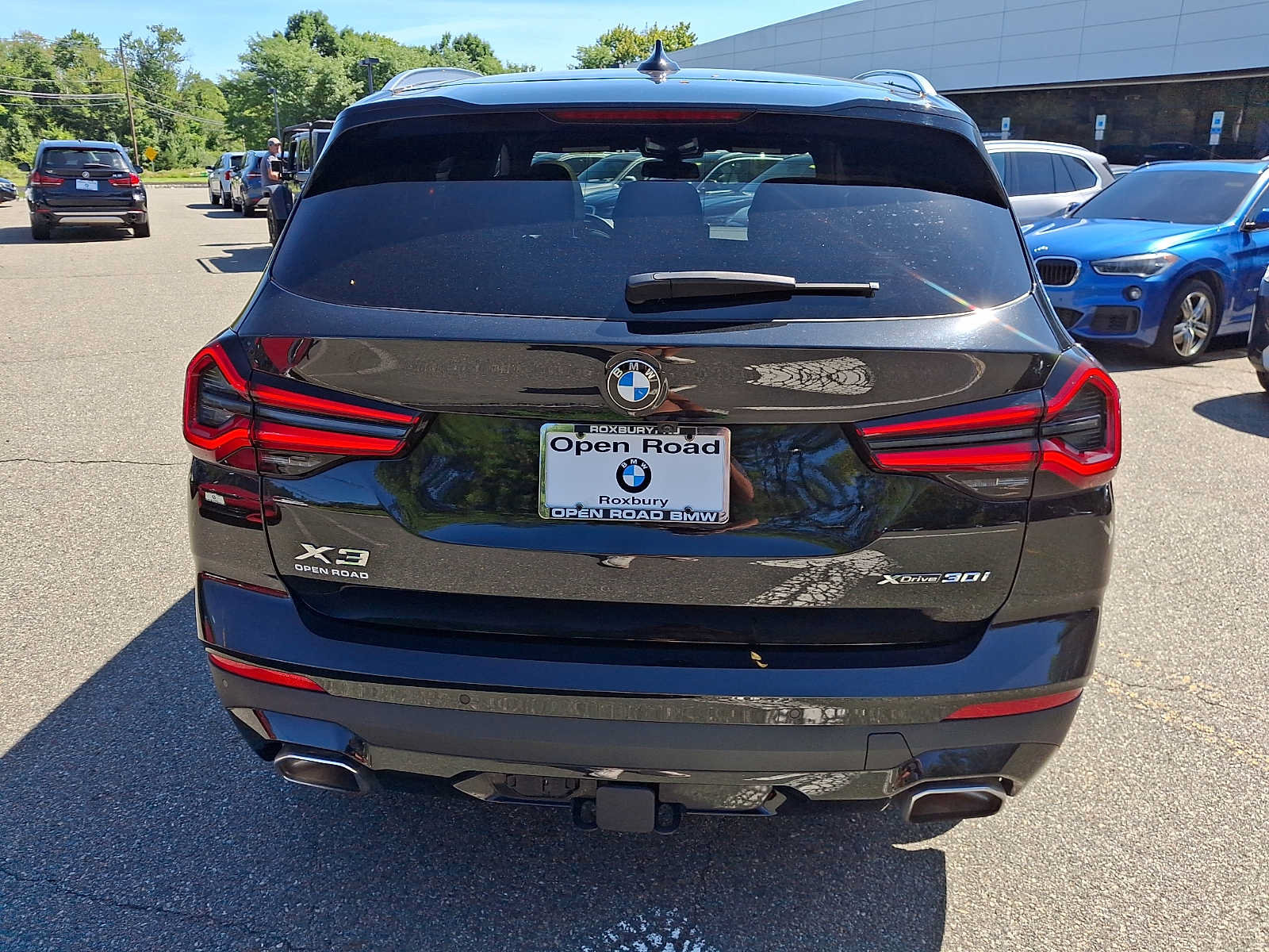 Used 2023 BMW X3 xDrive30i w/ Premium Package w/ZPA AWD/4WD image 6