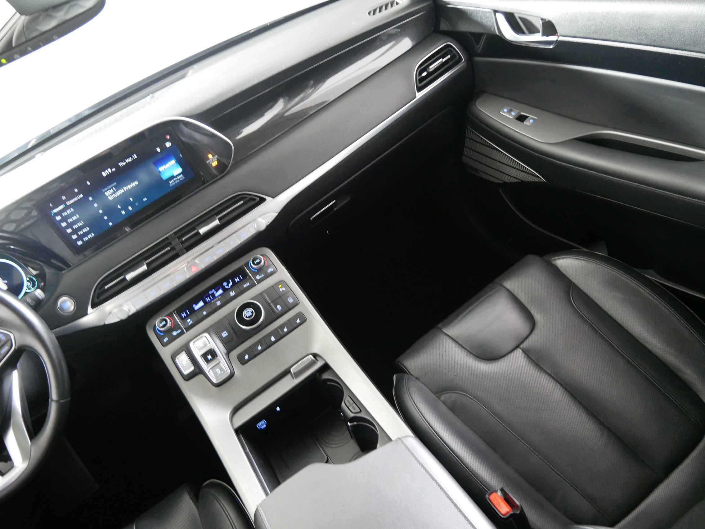 Used 2022 Hyundai Palisade Limited w/ Cargo Package FWD image 11
