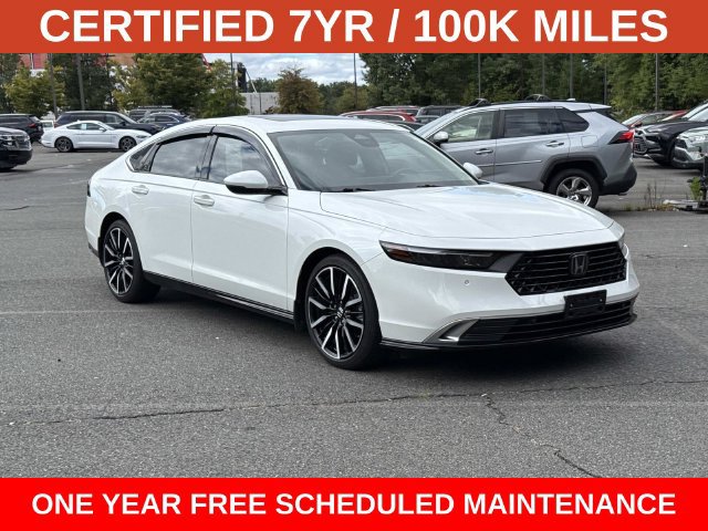 Used 2024 Honda Accord Touring image 1