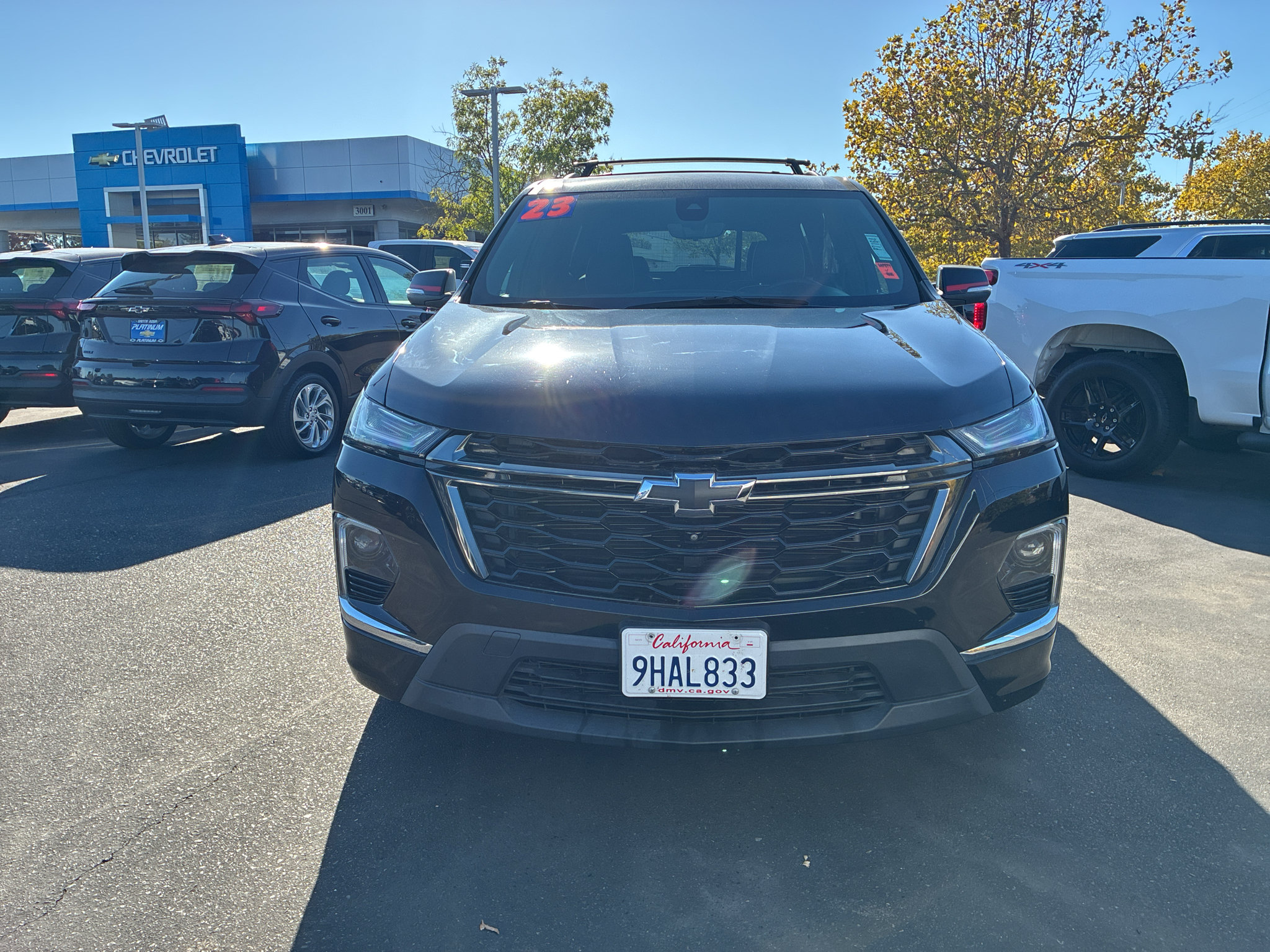 Used 2023 Chevrolet Traverse Premier w/ Redline Edition AWD/4WD image 3
