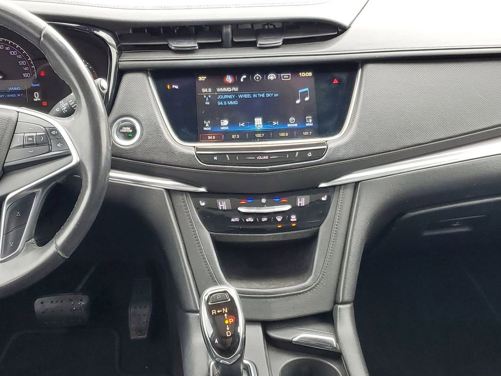 Used 2017 Cadillac XT5 Luxury w/ Driver Awareness Package image 28