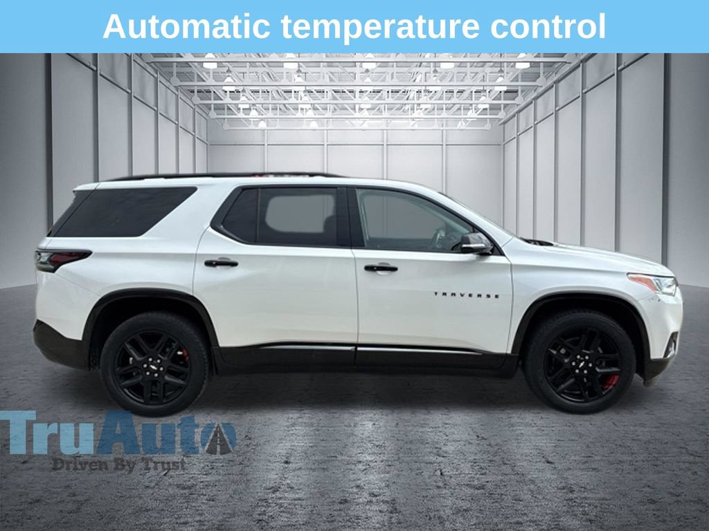 Used 2019 Chevrolet Traverse Premier w/ Redline Edition AWD/4WD image 8