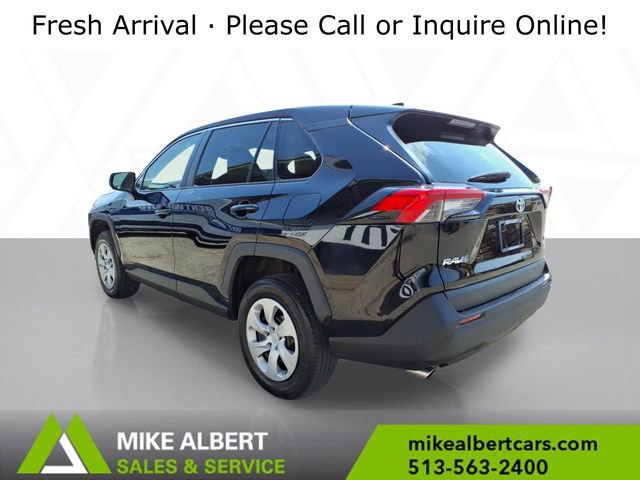 Used 2023 Toyota RAV4 LE image 5
