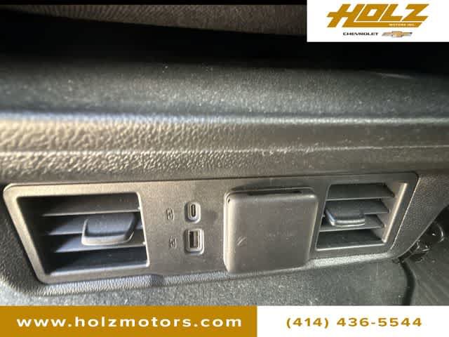 Certified 2024 Chevrolet Silverado 1500 RST AWD/4WD image 20