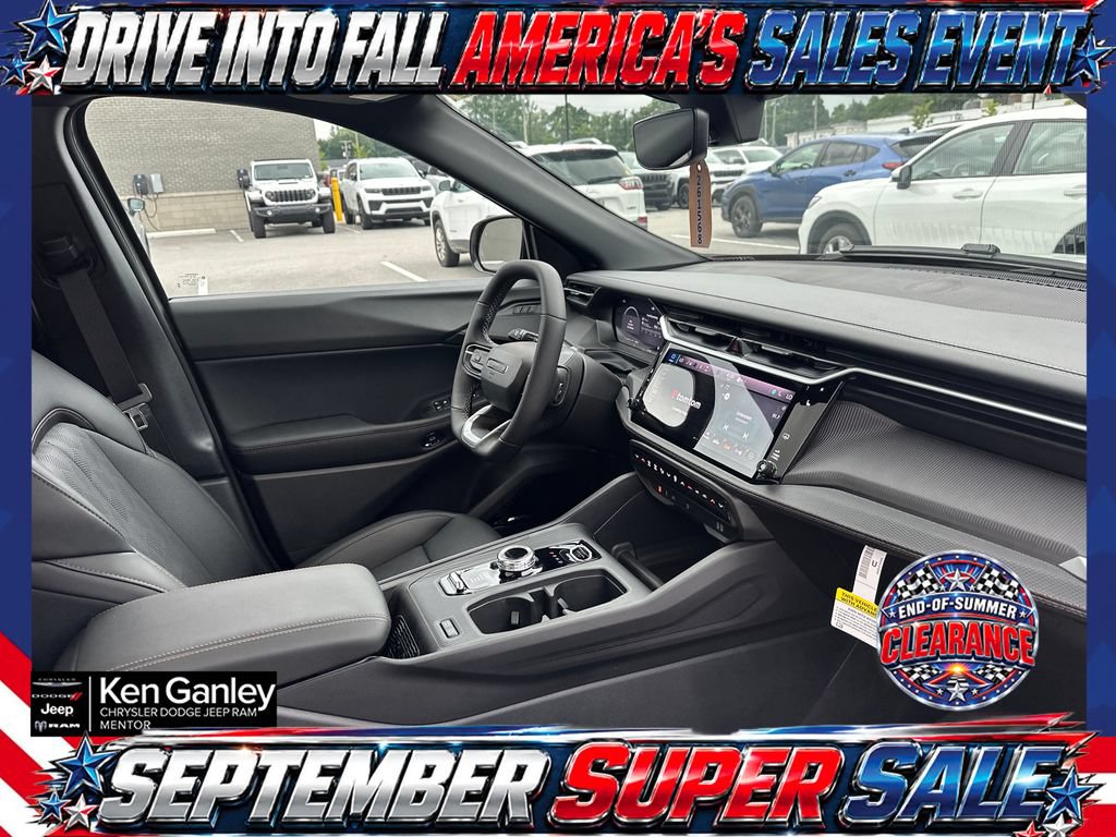 New 2026 Jeep Cherokee Overland w/ Trailer Tow Group AWD/4WD image 26