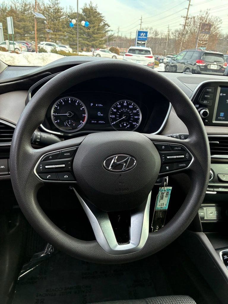 Used 2020 Hyundai Santa Fe SE image 24