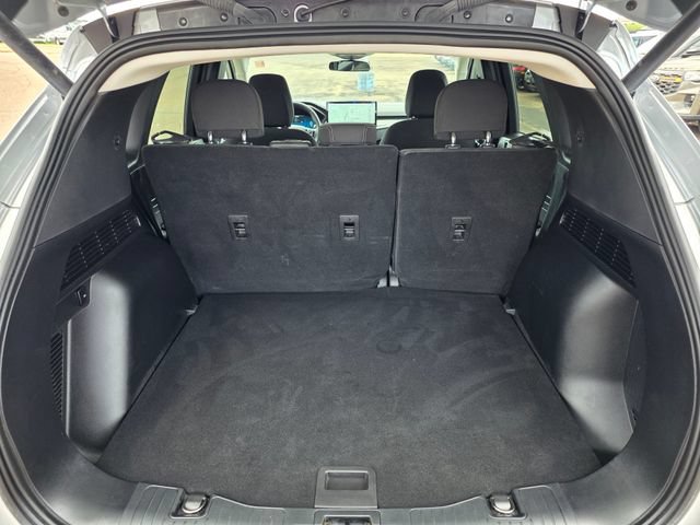 Used 2023 Ford Escape Active w/ Tech Pack #2 AWD/4WD image 10
