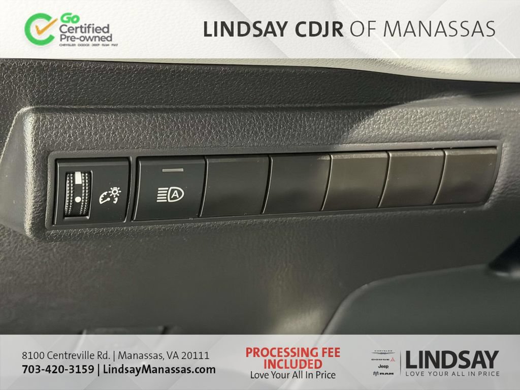 Used 2026 Toyota Corolla SE FWD image 29