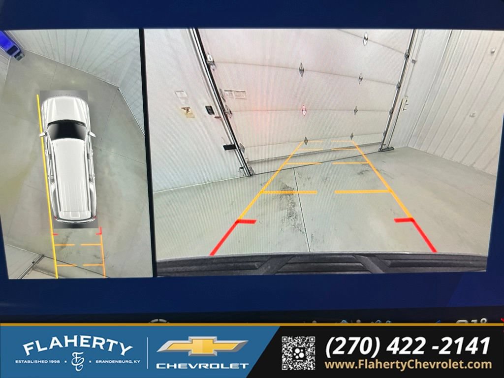 Used 2026 Chevrolet Suburban Premier AWD/4WD image 36