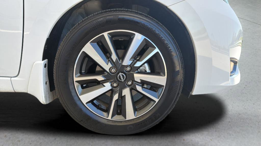 Used 2025 Nissan Versa S w/ S Plus Package FWD image 23