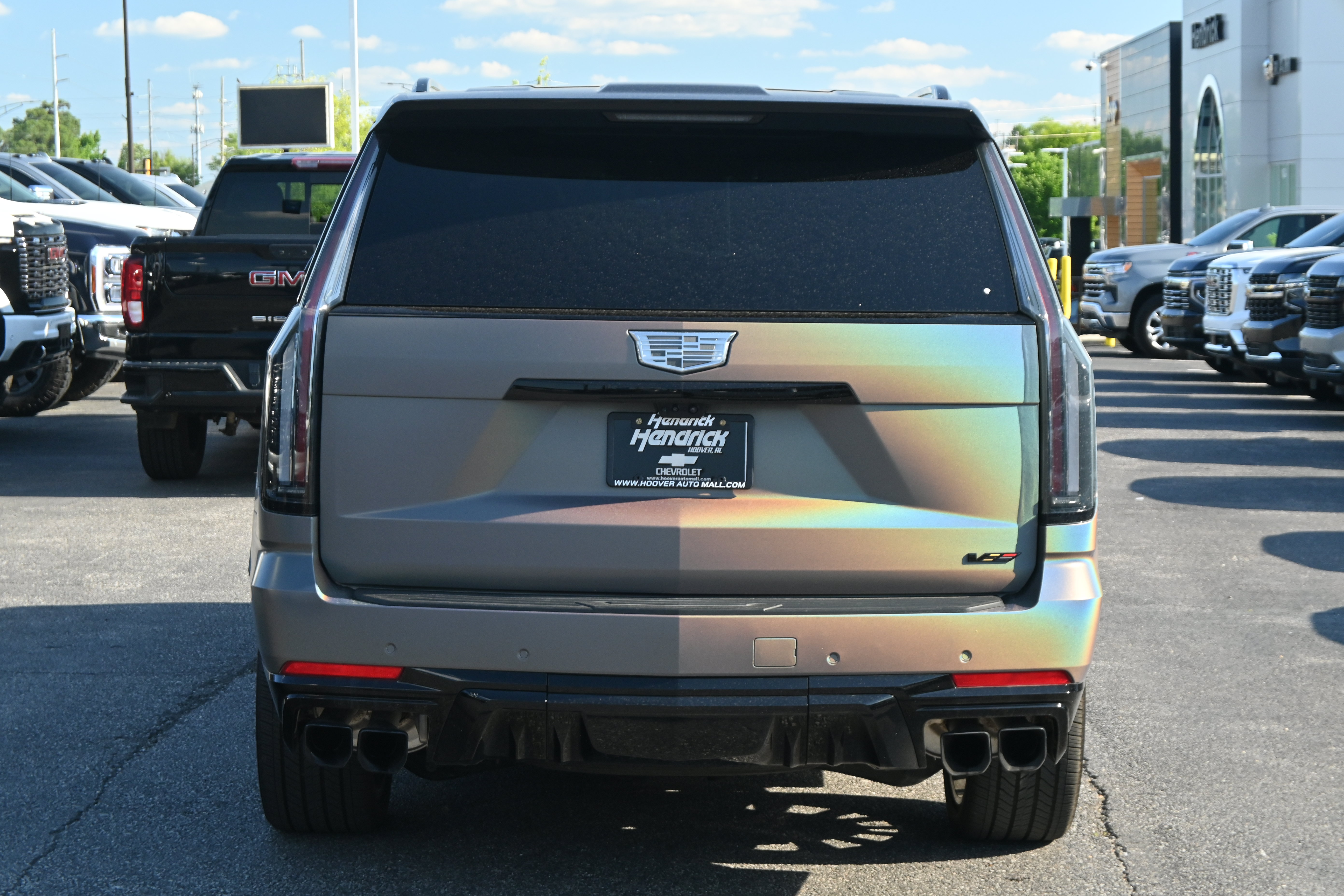 Used 2026 Cadillac Escalade V w/ LPO, ONYX Package AWD/4WD image 8