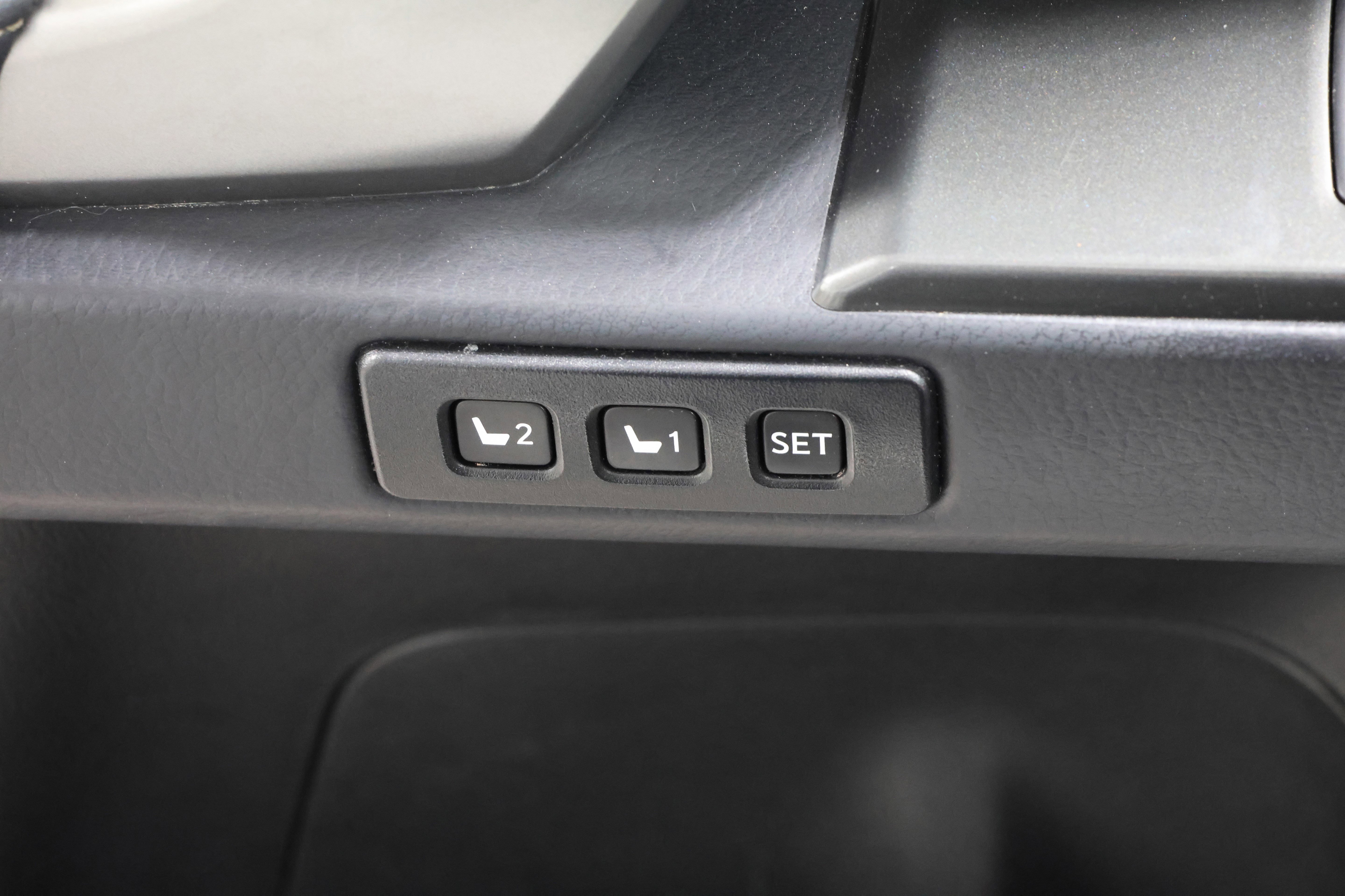 Used 2023 Lexus GX 460 Premium image 14