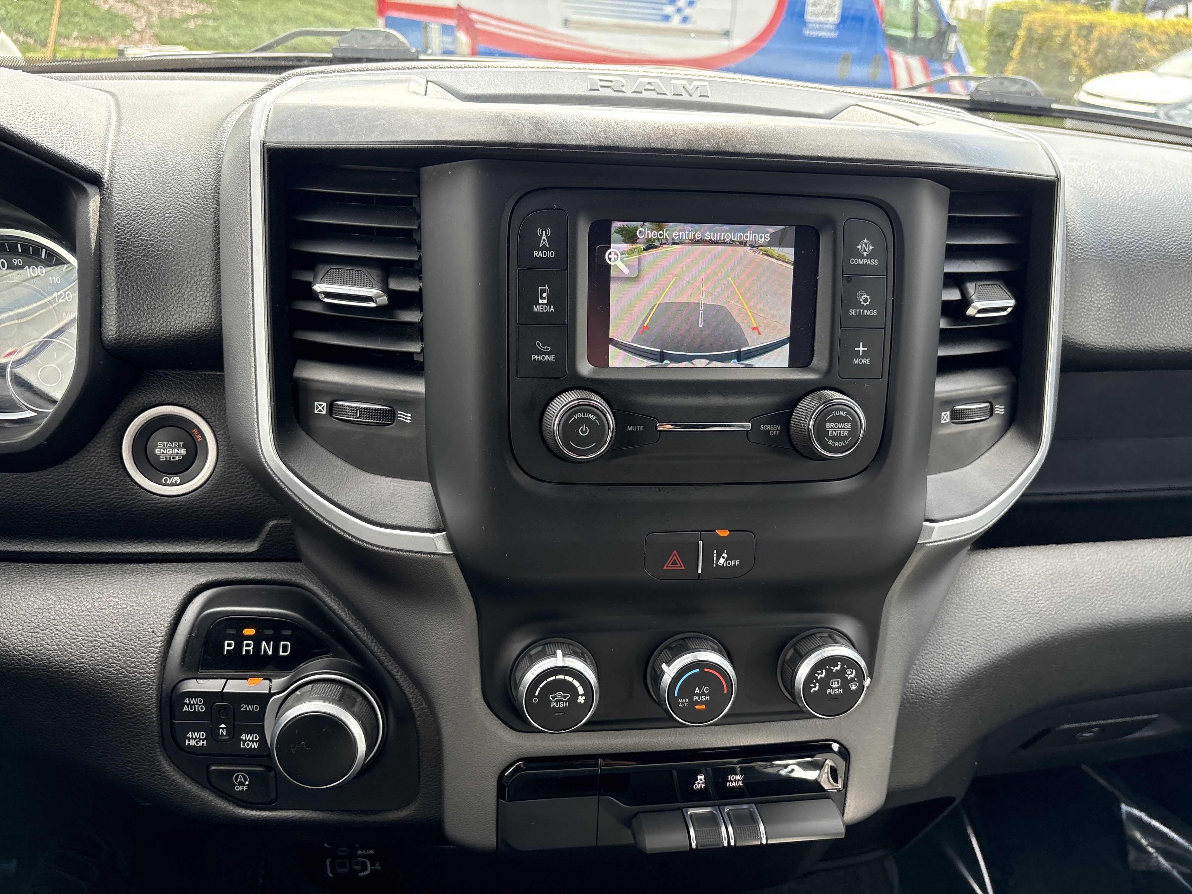 Used 2022 RAM 1500 Big Horn w/ Level 1 Safety Group AWD/4WD image 28