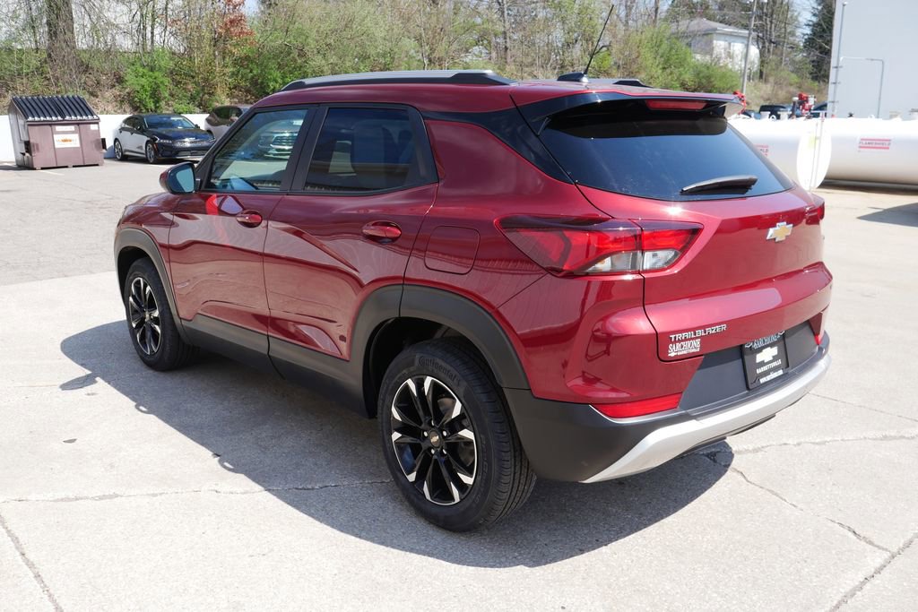 Used 2023 Chevrolet TrailBlazer LT w/ Convenience Package image 5