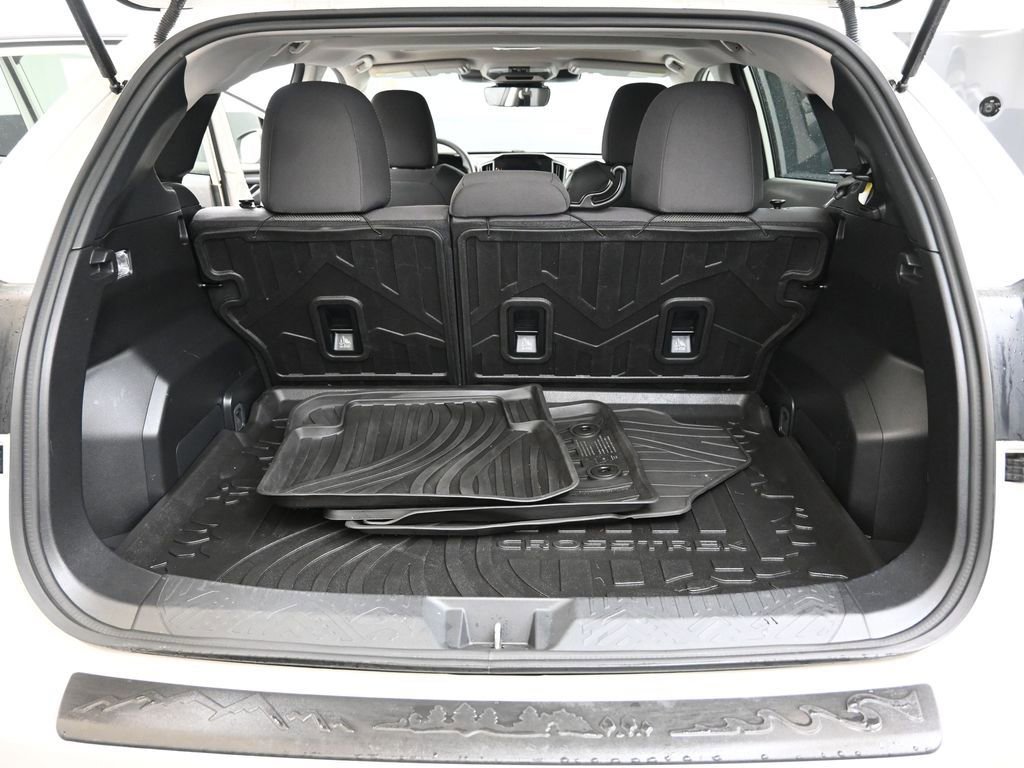 Used 2024 Subaru Crosstrek 2.0i Premium image 17
