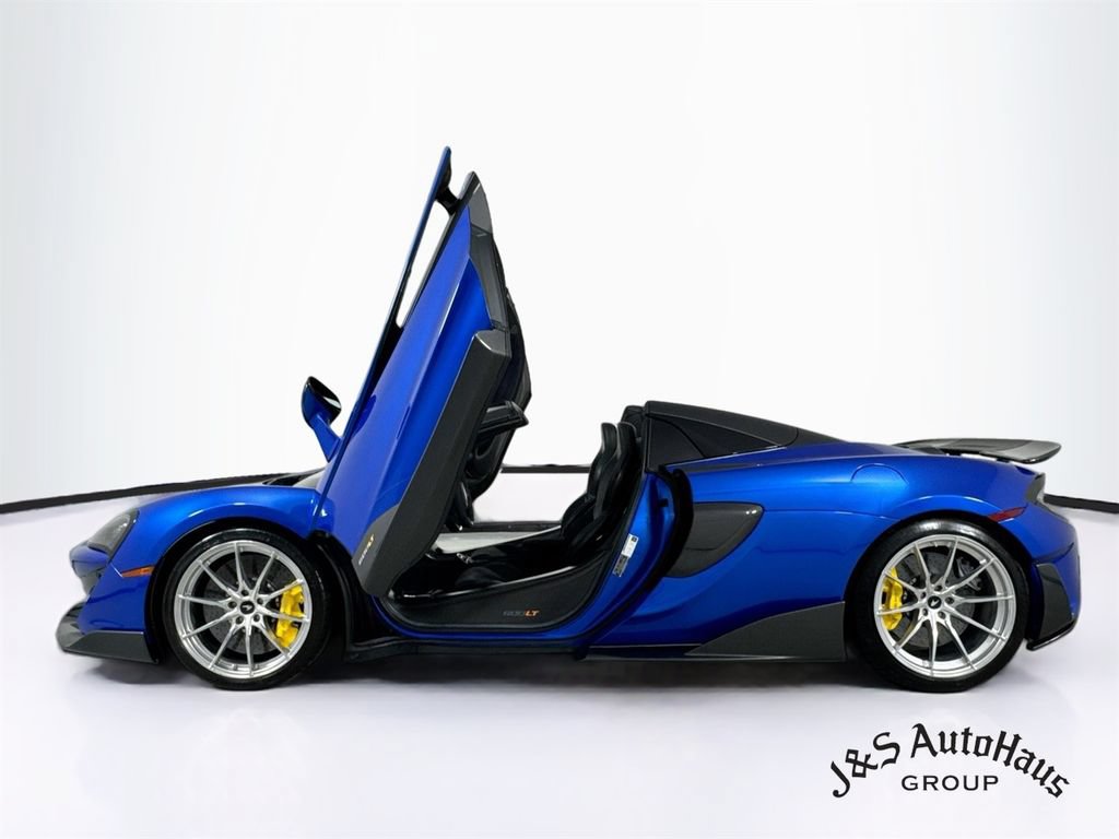 Used 2020 McLaren 600LT Spider RWD image 4