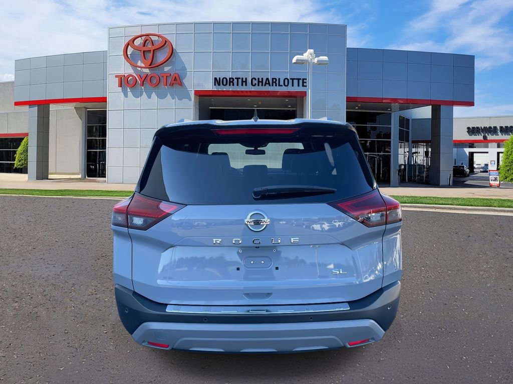 Used 2021 Nissan Rogue SL w/ Premium Package image 9