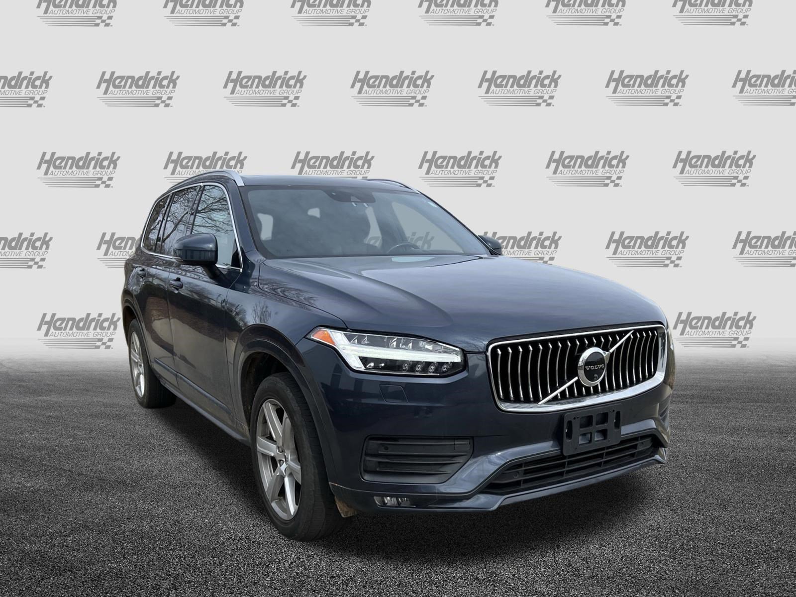 Used 2021 Volvo XC90 T6 Momentum w/ Advanced Package image 2