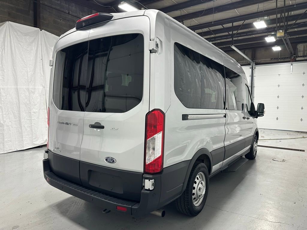 Used 2025 Ford Transit 350 XLT image 7