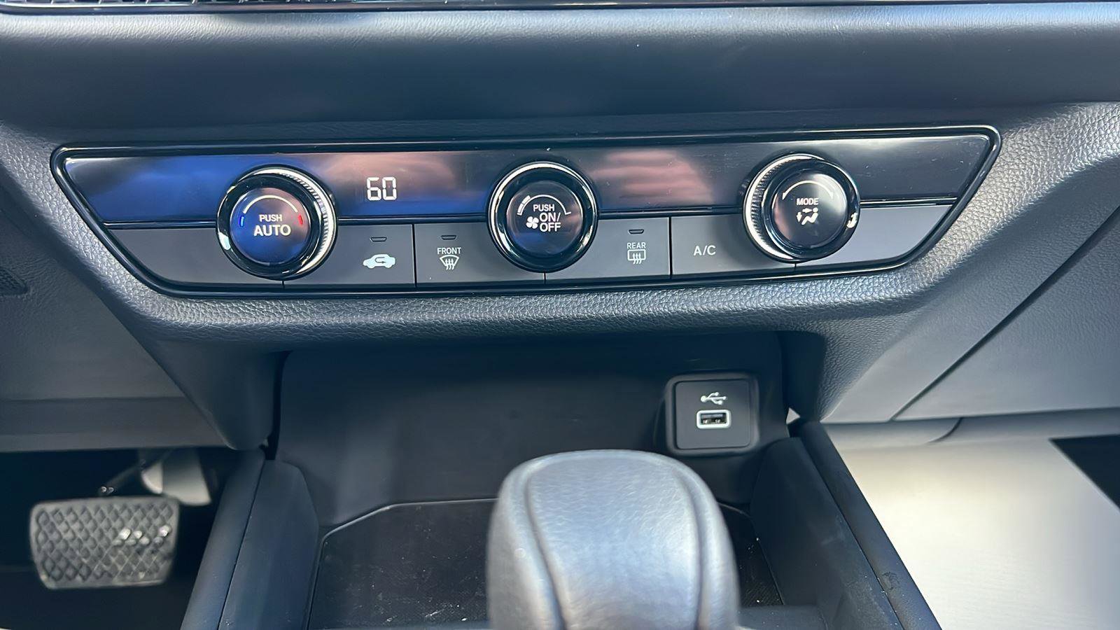 Certified 2025 Honda HR-V LX image 24