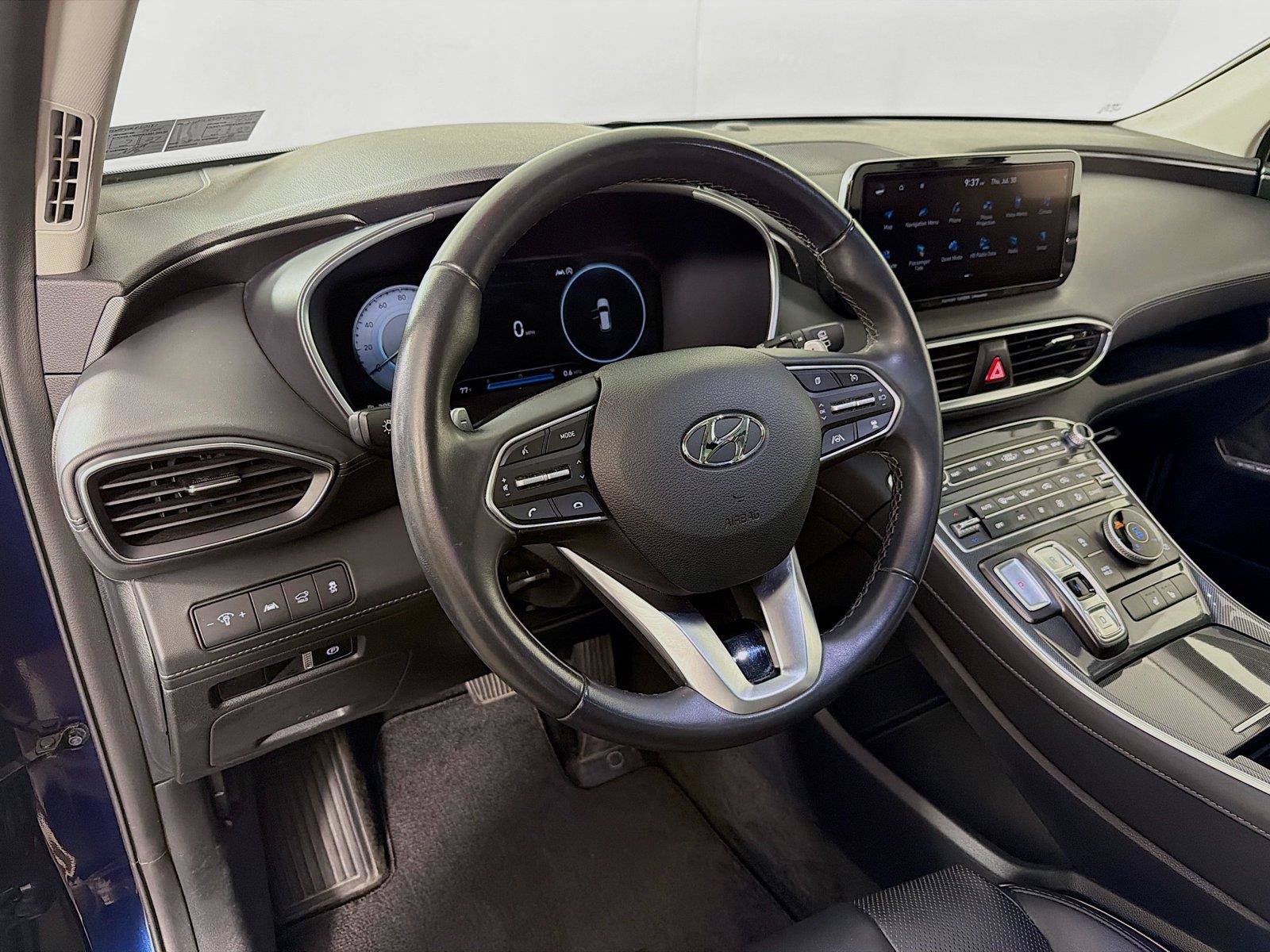 Used 2021 Hyundai Santa Fe SEL w/ Convenience + Premium Package AWD/4WD image 16