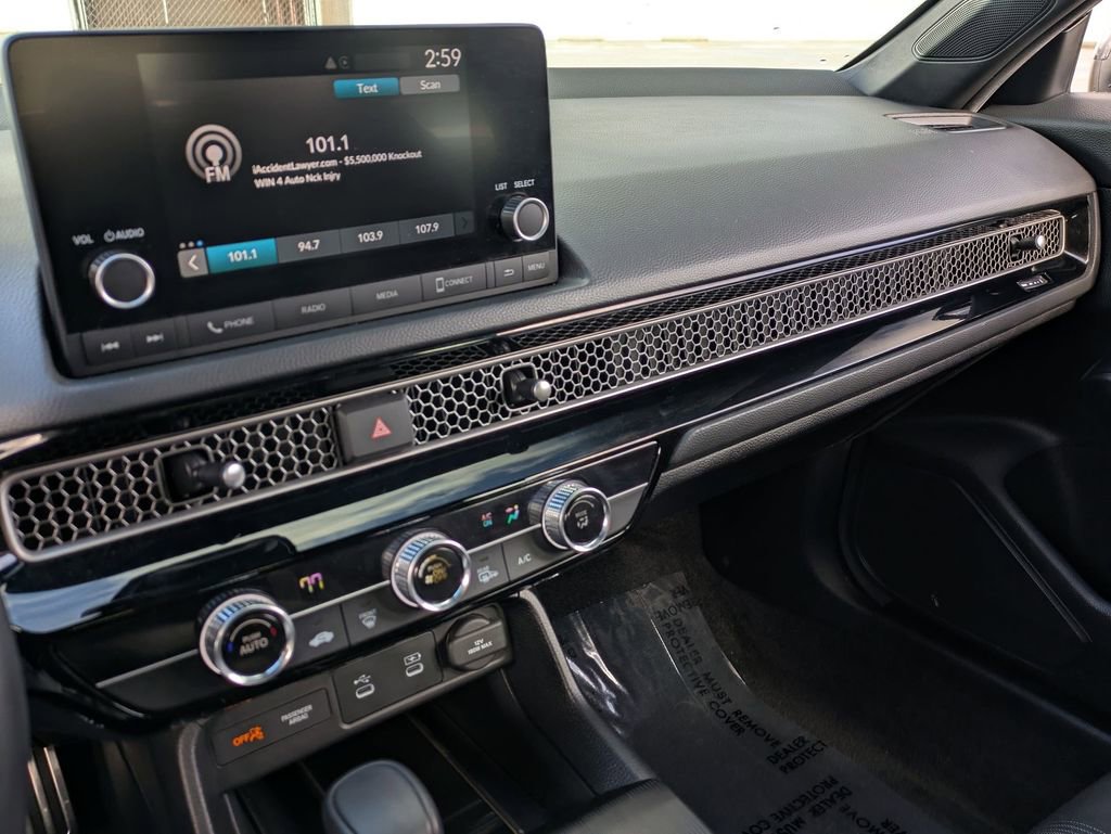 Used 2025 Honda Civic Sport image 15