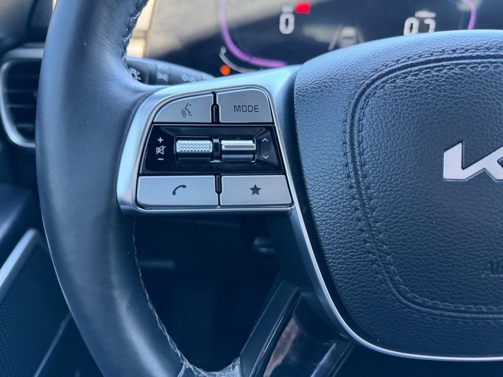 Used 2023 Kia Telluride EX X-Line image 25