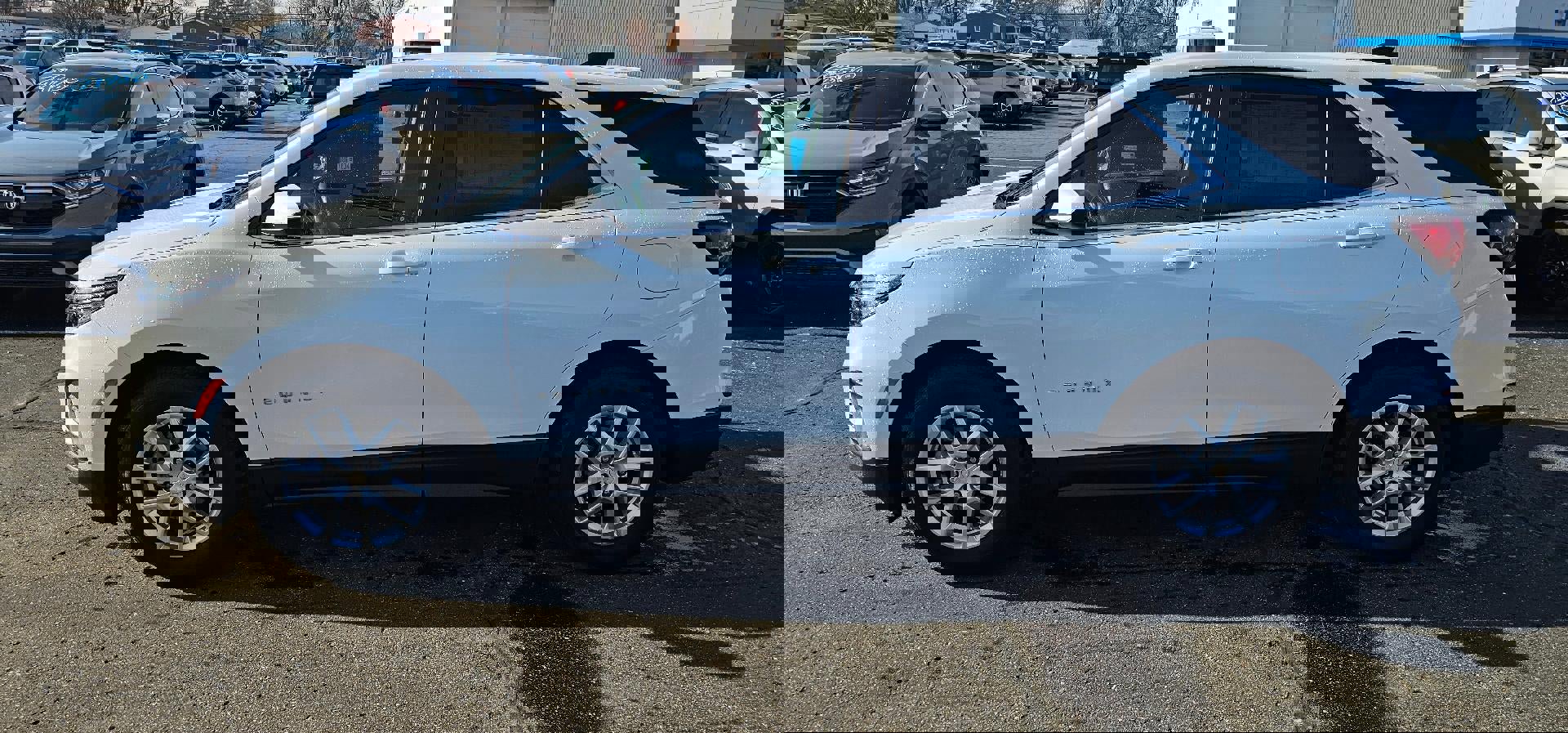 Certified 2024 Chevrolet Equinox LT w/ LPO, Floor Liner Package image 5