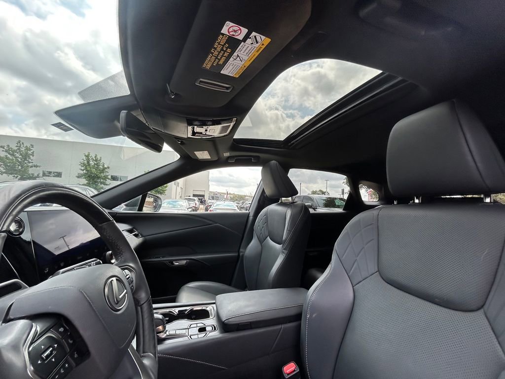 Used 2025 Lexus RX 350 F Sport w/ Convenience Package AWD/4WD image 12