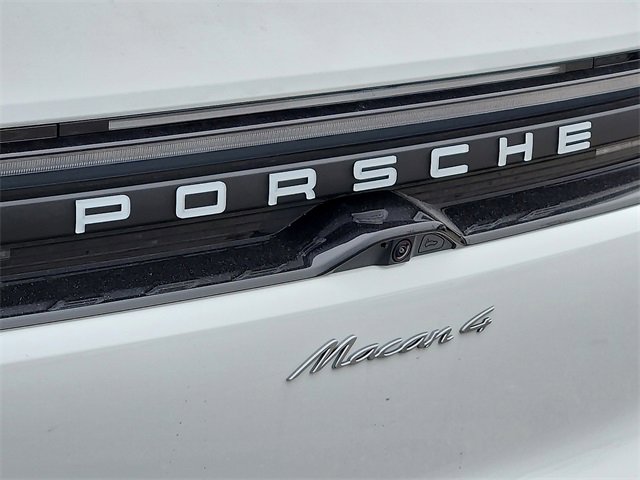 New 2025 Porsche Macan 4 Electric image 25