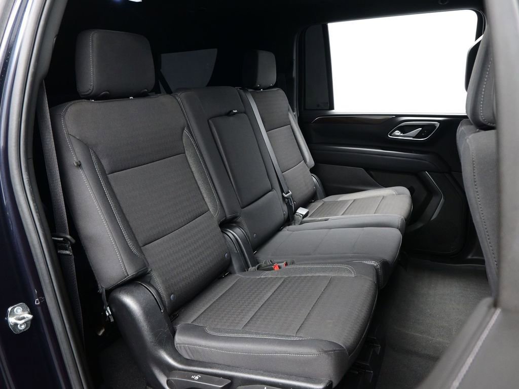 Used 2023 GMC Yukon XL SLE RWD image 28