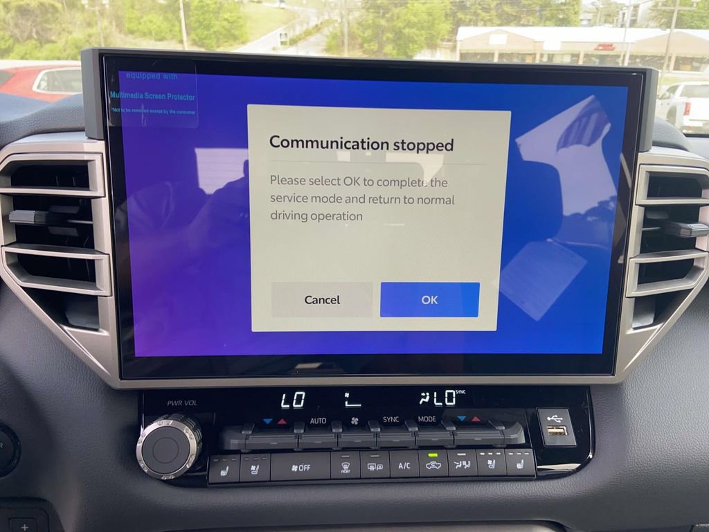 New 2026 Toyota Tundra Limited w/ Limited PVM Package image 15