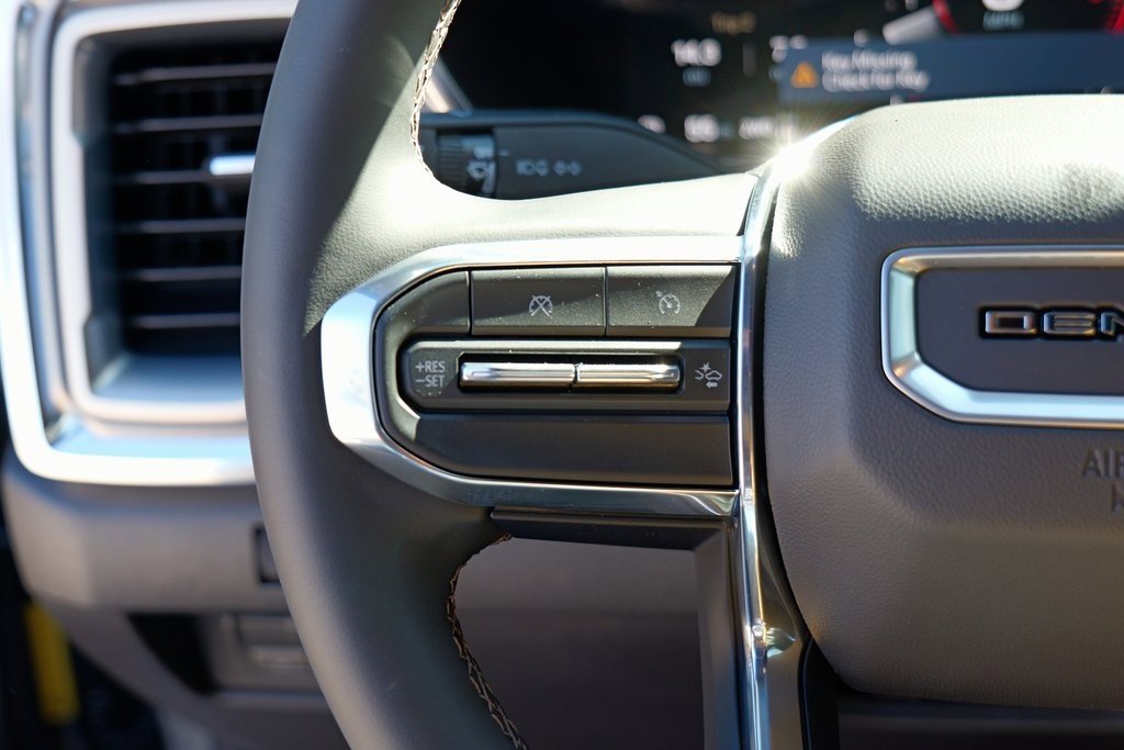 New 2026 GMC Canyon Denali image 12