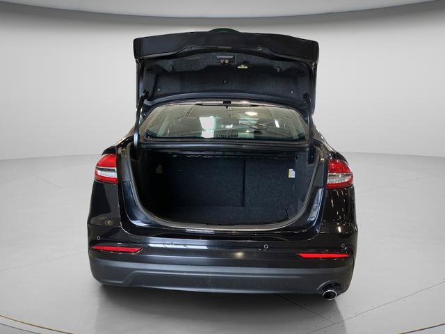 Used 2019 Ford Fusion SE FWD image 31