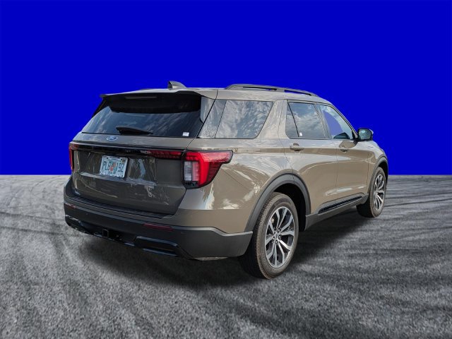 New 2026 Ford Explorer ST-Line RWD image 4