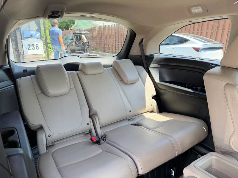 Used 2021 Honda Odyssey Touring image 30