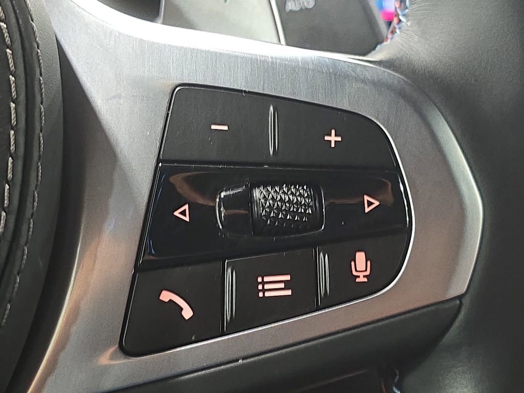 Used 2024 BMW X6 M60i image 16