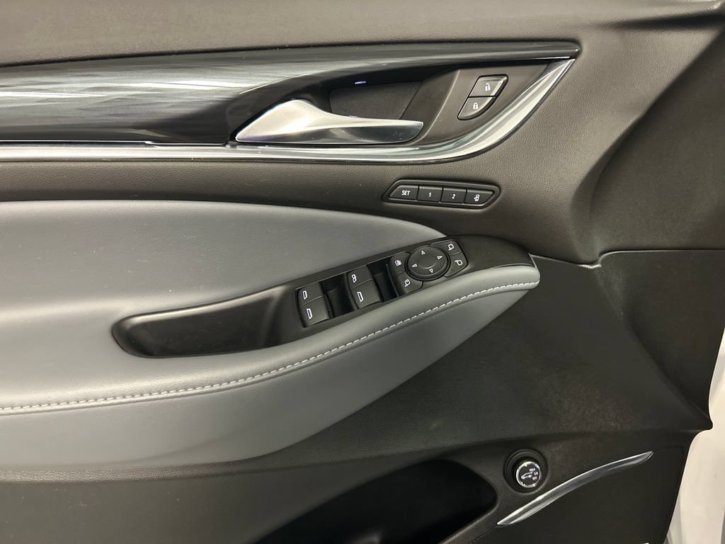 Used 2020 Buick Enclave Premium w/ Surround and Sites Package FWD image 12