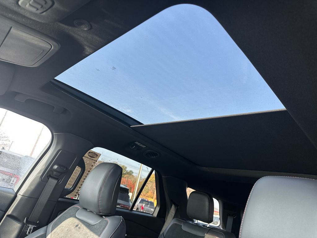 New 2026 Ford Explorer ST w/ Sun And Sound Package image 32