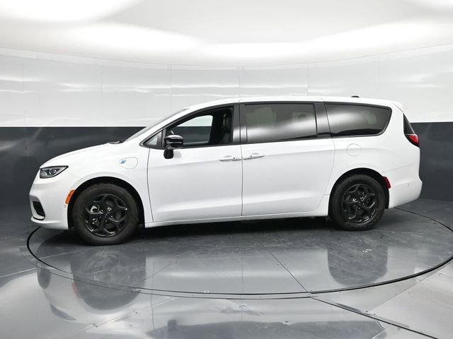 Certified 2024 Chrysler Pacifica Select image 6