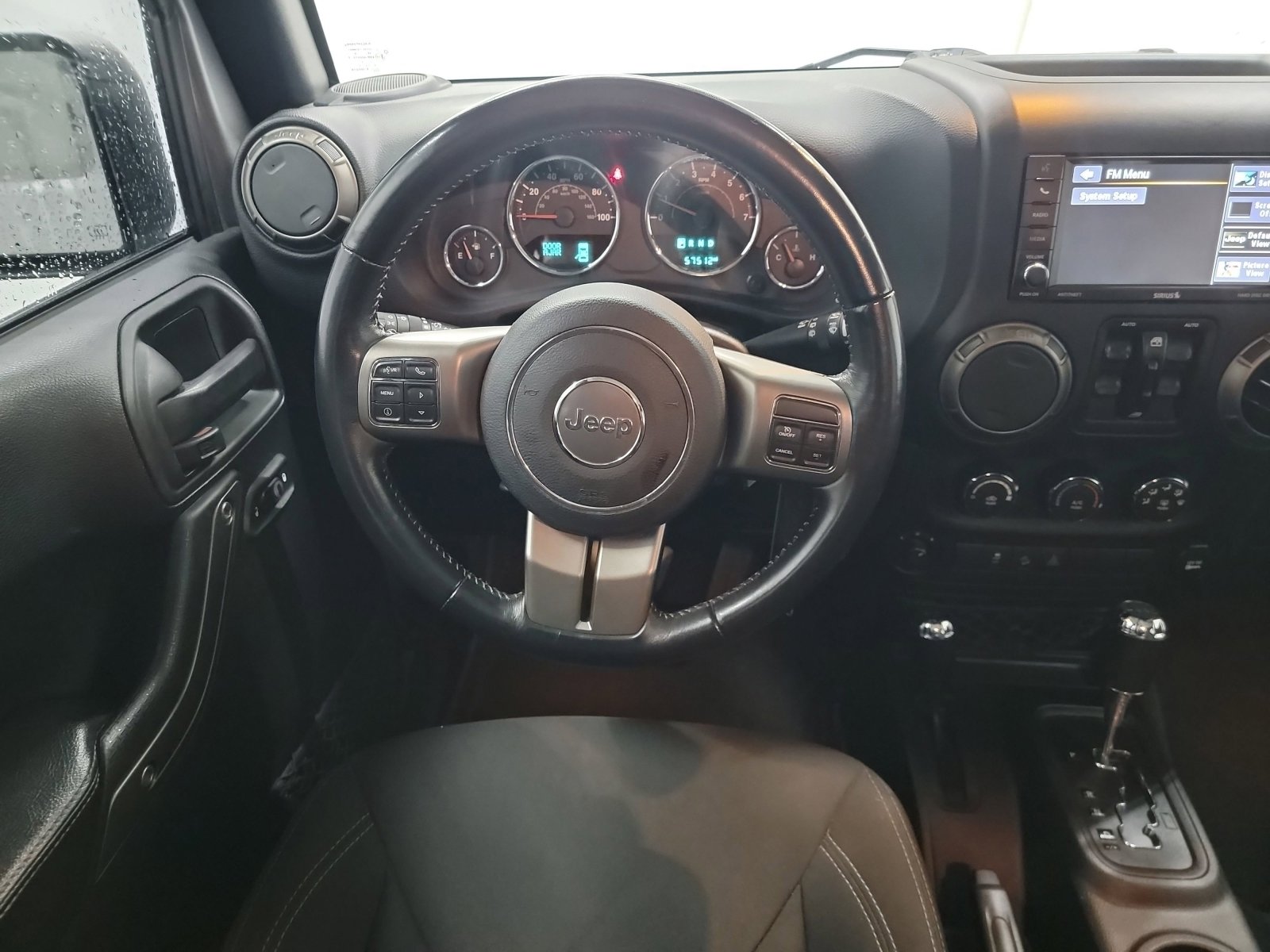 Used 2018 Jeep Wrangler Unlimited Sport image 16